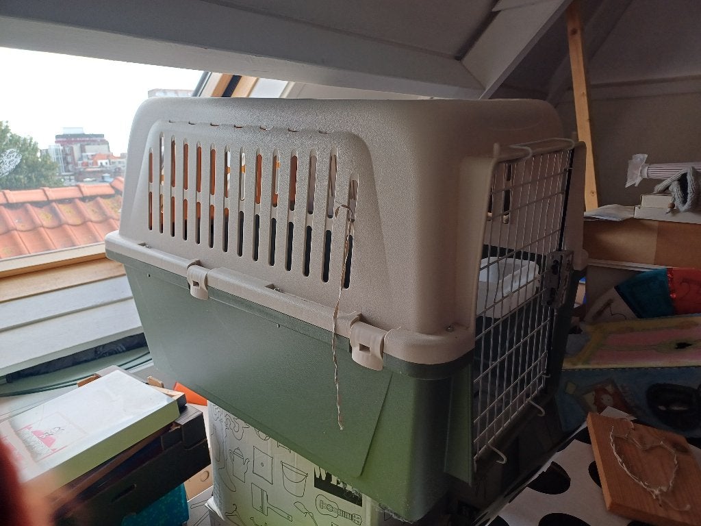 Honden bench Ferplast clipper 3 voor honden tot 15 kg, IATA, Dieren en Toebehoren, Ophalen, Zo goed als nieuw