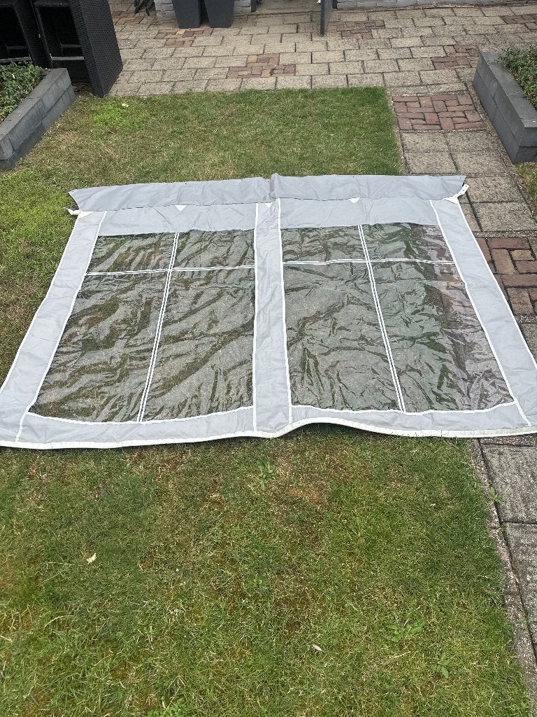 Rain blocker voorkant 2,20 meter hoogte 2 meter, Caravans en Kamperen, Ophalen of Verzenden, Zo goed als nieuw