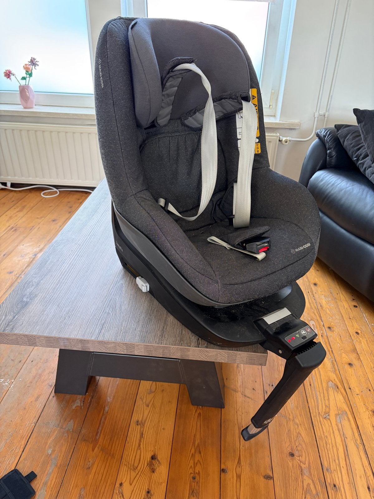Maxi-Cosi autostoel incl iso fix systeem/ houder - Gebruikt