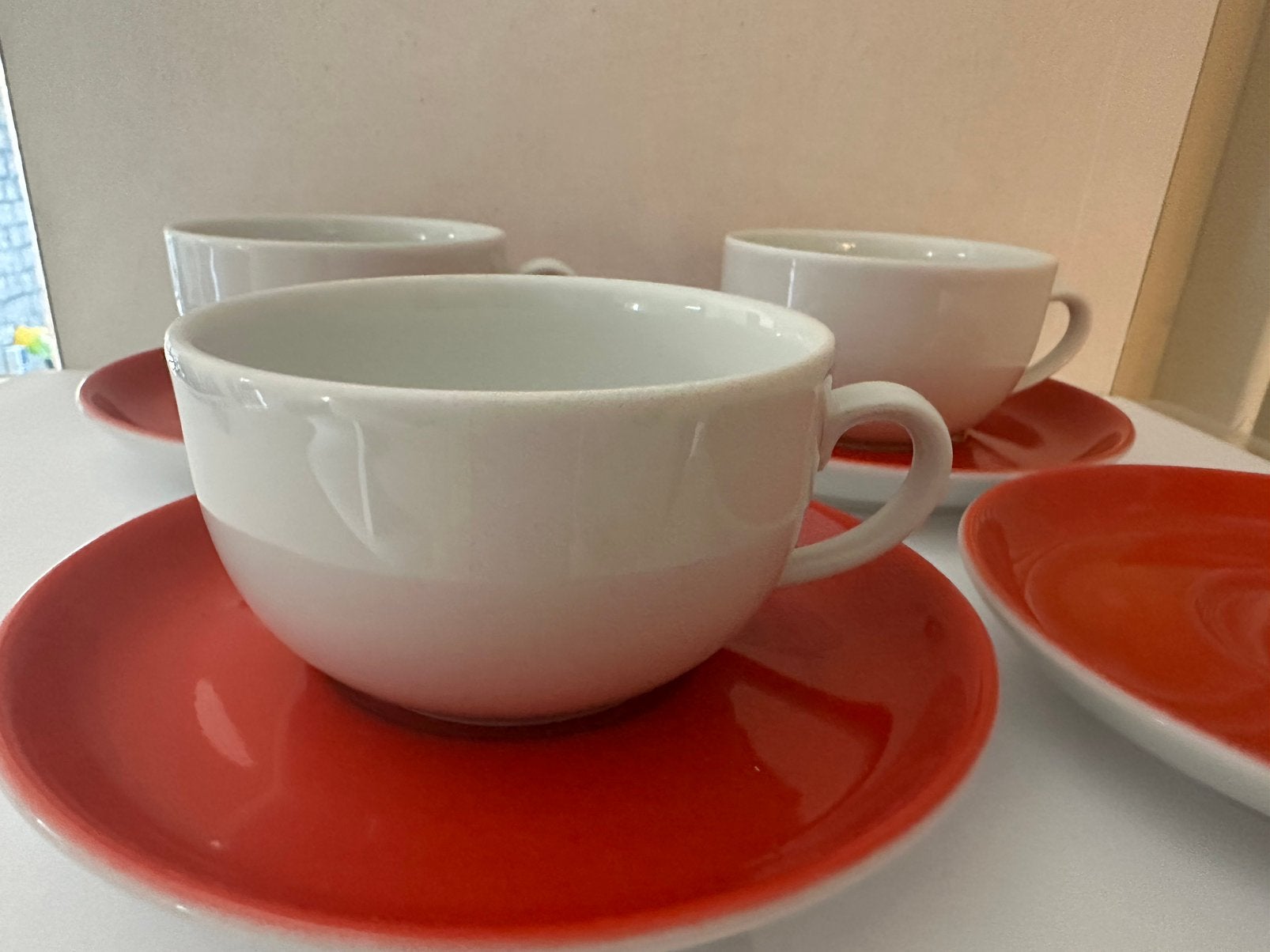 Mitterteich Bavaria 3 cappuccino kop en schotel set., Overige merken, Ophalen of Verzenden, Zo goed als nieuw, Modern