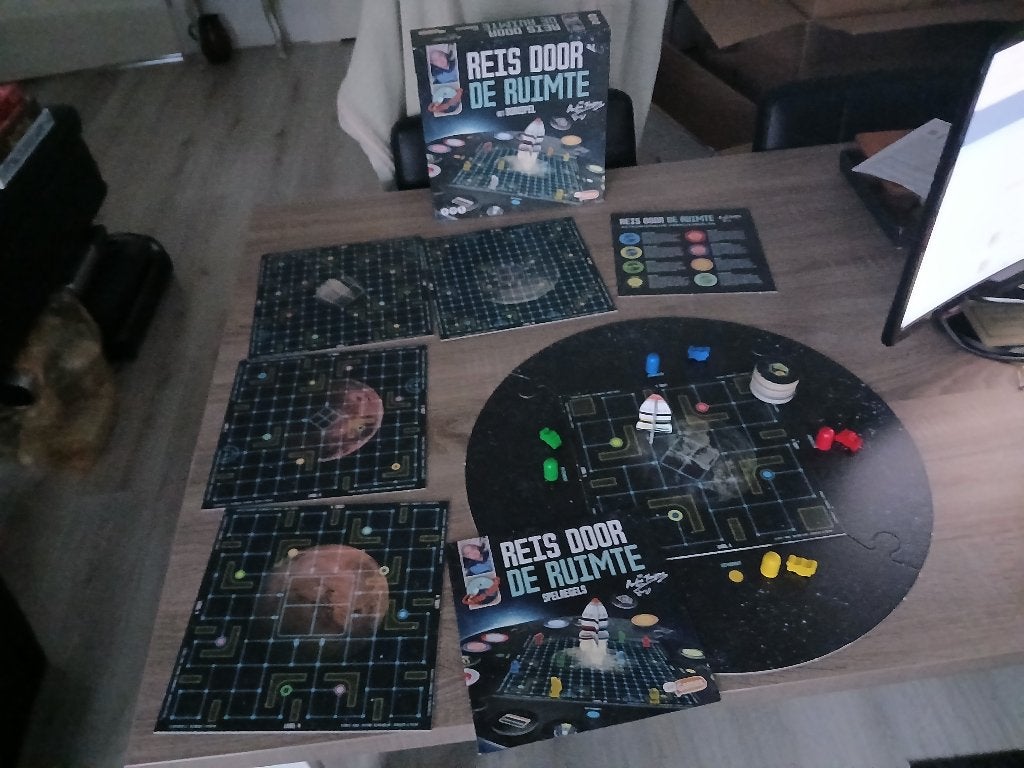 Reis Door De Ruimte Met André Kuipers, Hobby en Vrije tijd, Een of twee spelers, Ophalen of Verzenden, Nieuw, Just Games