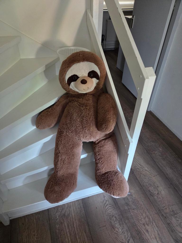 Grote knuffel luiaard zoekt nieuw huis, Kinderen en Baby's, Speelgoed | Knuffels en Pluche, Ophalen, Overige typen, Zo goed als nieuw