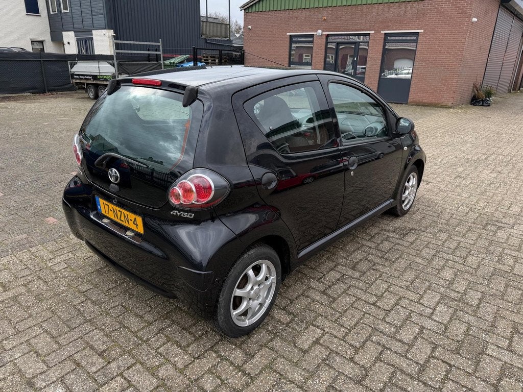 Toyota Aygo 1.0 | Airco | Onderhoudsboekje | NWE APK, Voorwielaandrijving, Euro 5, Gebruikt, 4 stoelen
