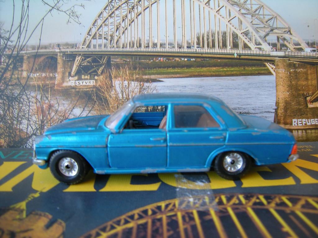 corgi/mercedes benz  240 d, Ophalen of Verzenden, Gebruikt, Auto, Overige merken