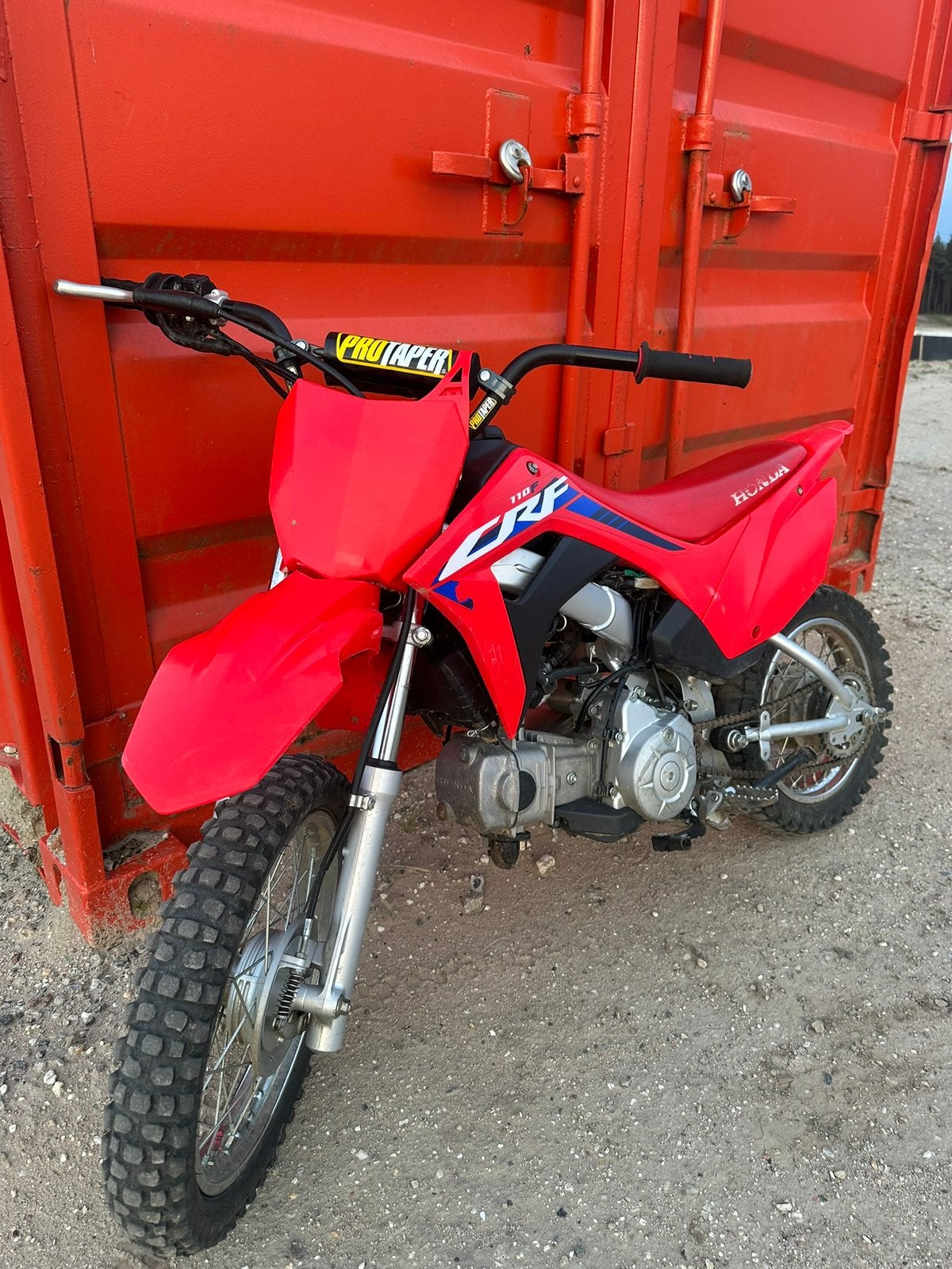 Honda CRF 110F 2023 met E-Start!, Fietsen en Brommers, Brommers | Crossbrommers, Zo goed als nieuw, Honda, Ophalen