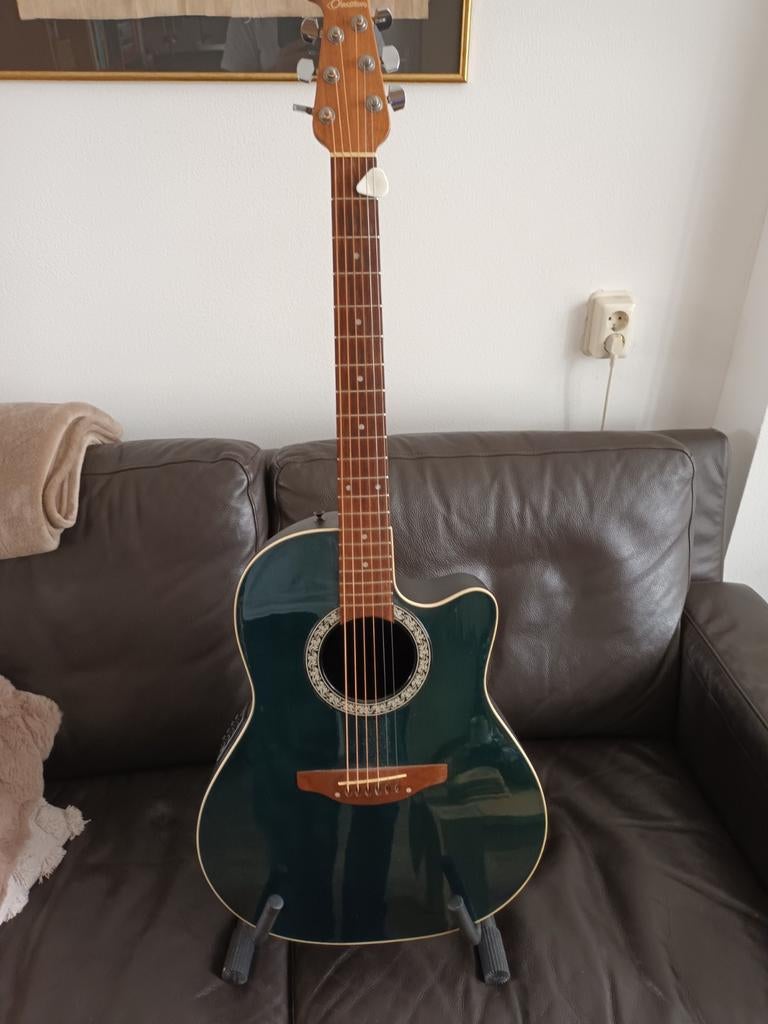 Te koop Ovation, made in USA (in prijs verlaagd), Ophalen, Zo goed als nieuw, Western- of Steelstringgitaar