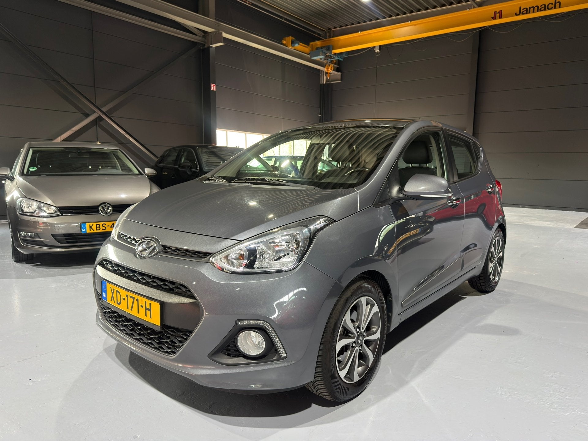 Hyundai I10 1.2i Automaat | Stoel/Stuurverwarming | PDC | BT, Euro 5, Gebruikt, 31 €/maand, Met garantie (alle)