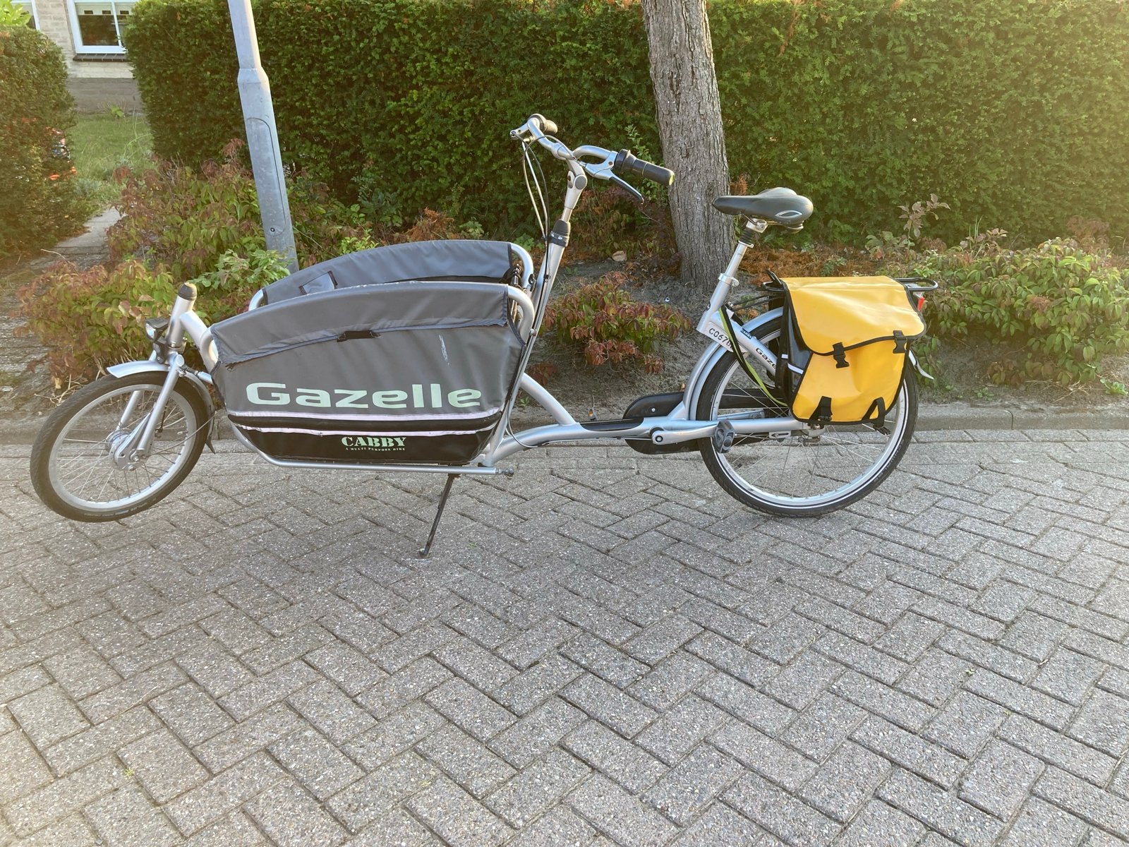 Gazelle Cabby bakfiets - Ideaal voor 4-5 kinderen, Gebruikt, Opvouwbaar, Ophalen of Verzenden, 2 kinderen