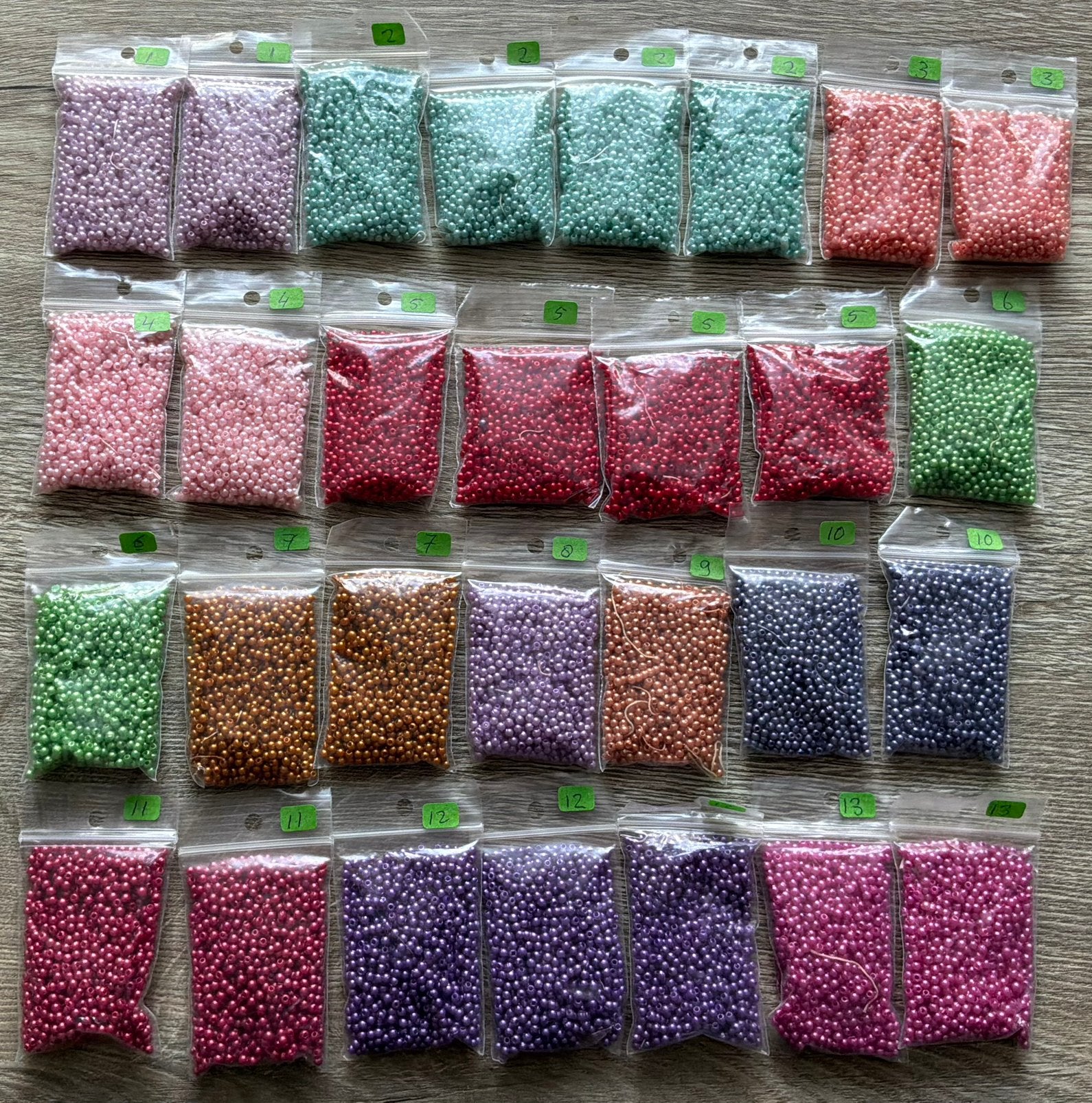 Keus uit veel kleuren kralen  per zak 1,25, Ophalen, Zo goed als nieuw, Kraal
