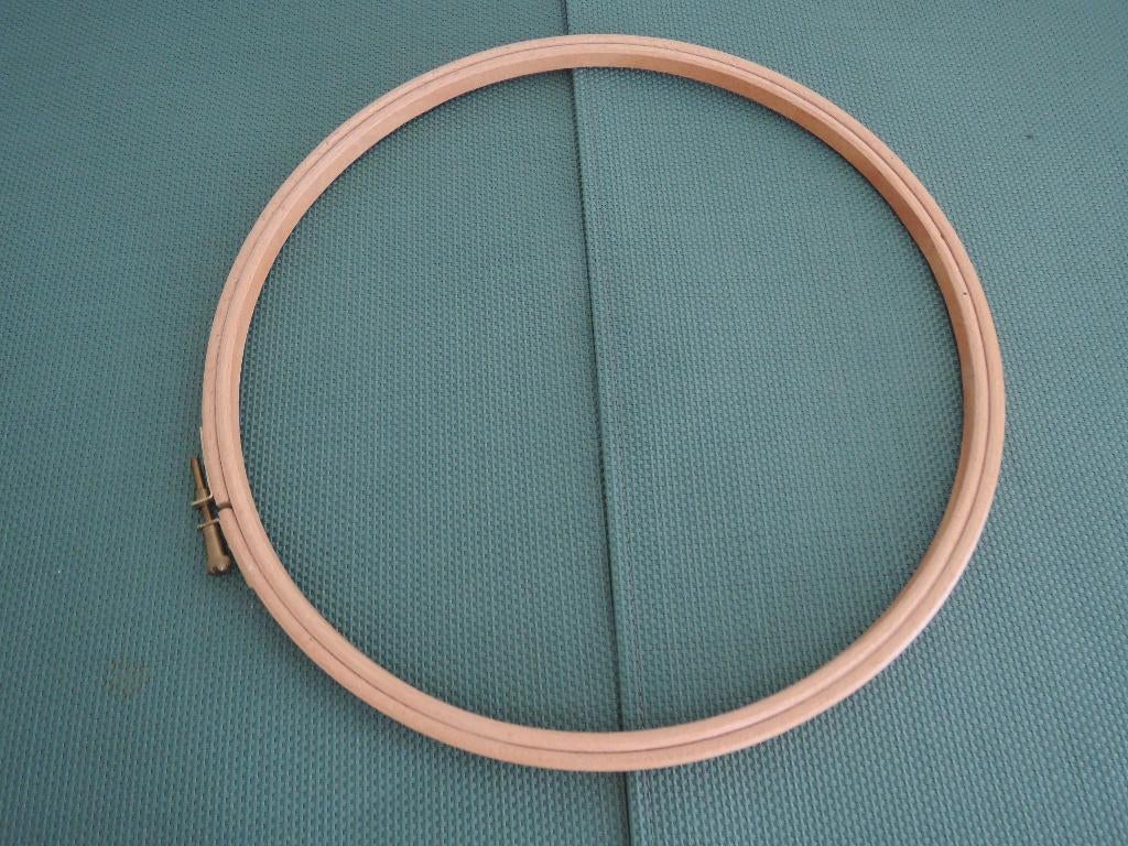 Prima houten borduurring, Hobby en Vrije tijd, Ophalen of Verzenden, Zo goed als nieuw, Handborduren, Onderdeel of Toebehoren