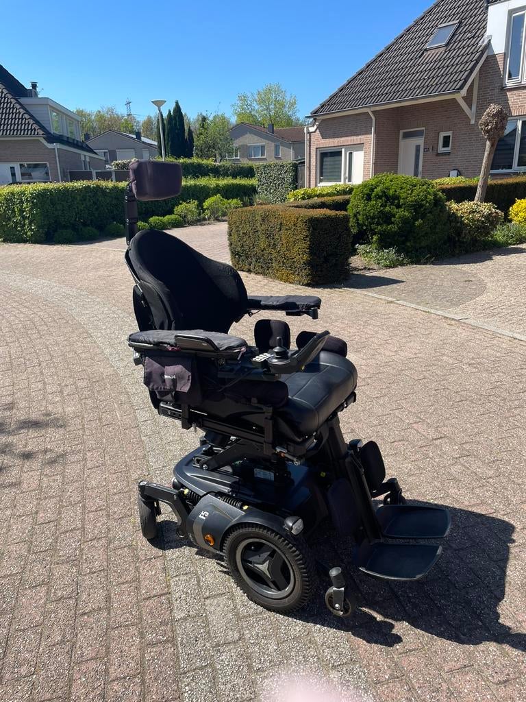 Permobil f5 rolstoel, Ophalen, Zo goed als nieuw, Elektrische rolstoel