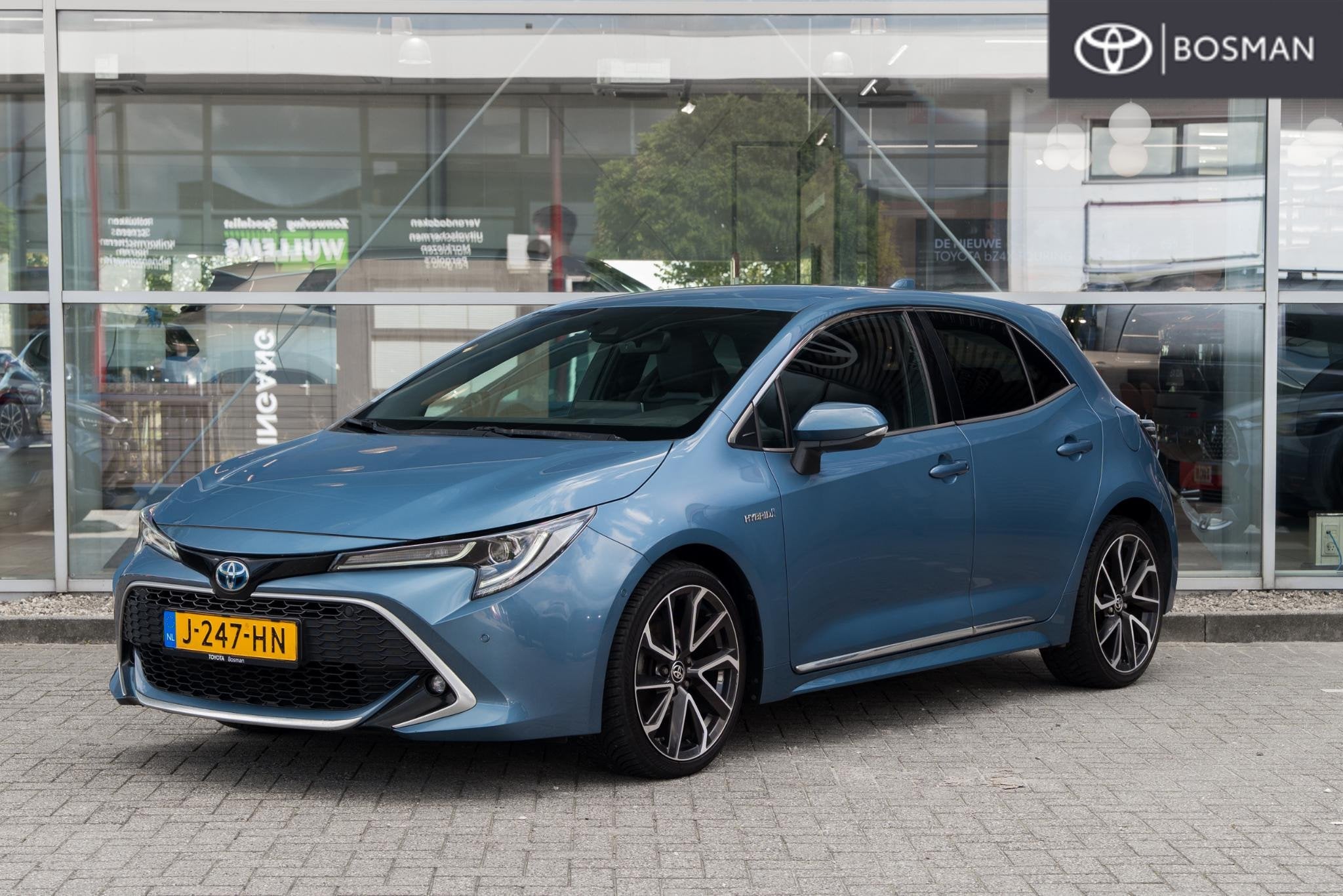 Toyota Corolla 1.8 Hybrid Executive, Auto's, 450 kg, Gebruikt, 4 cilinders, Blauw