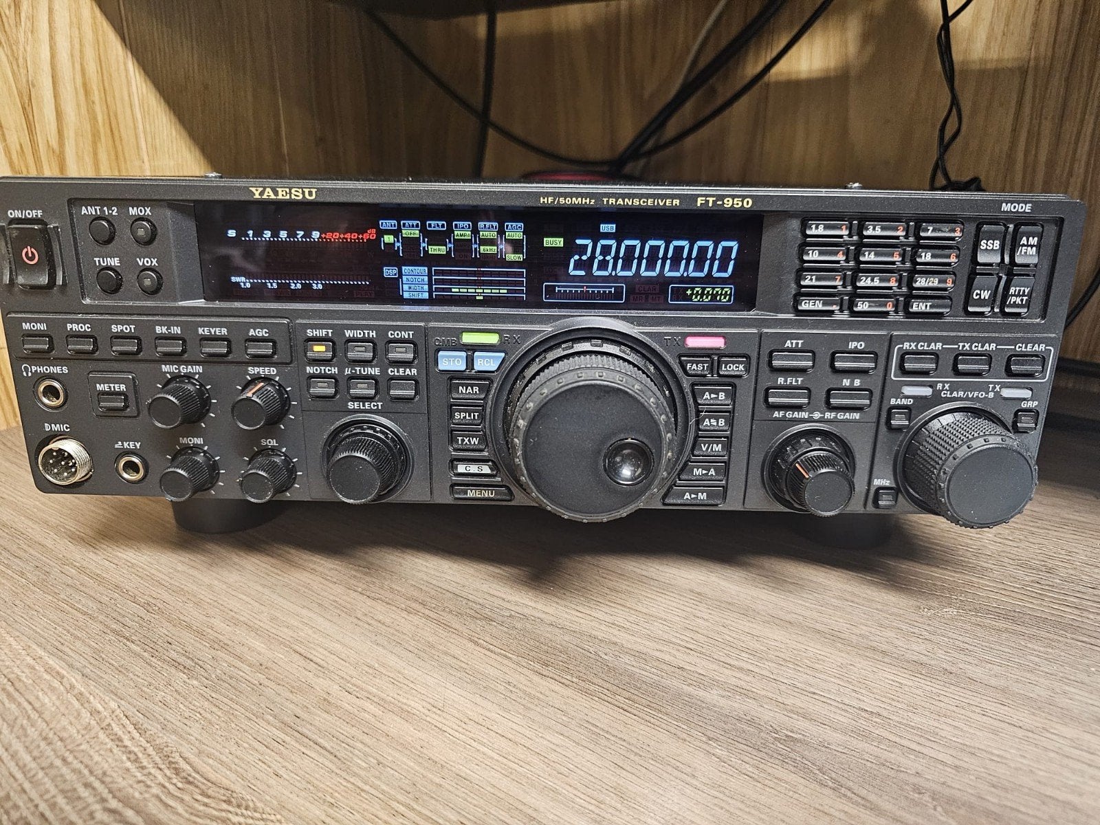 Foto 4 van Yaesu FT 950