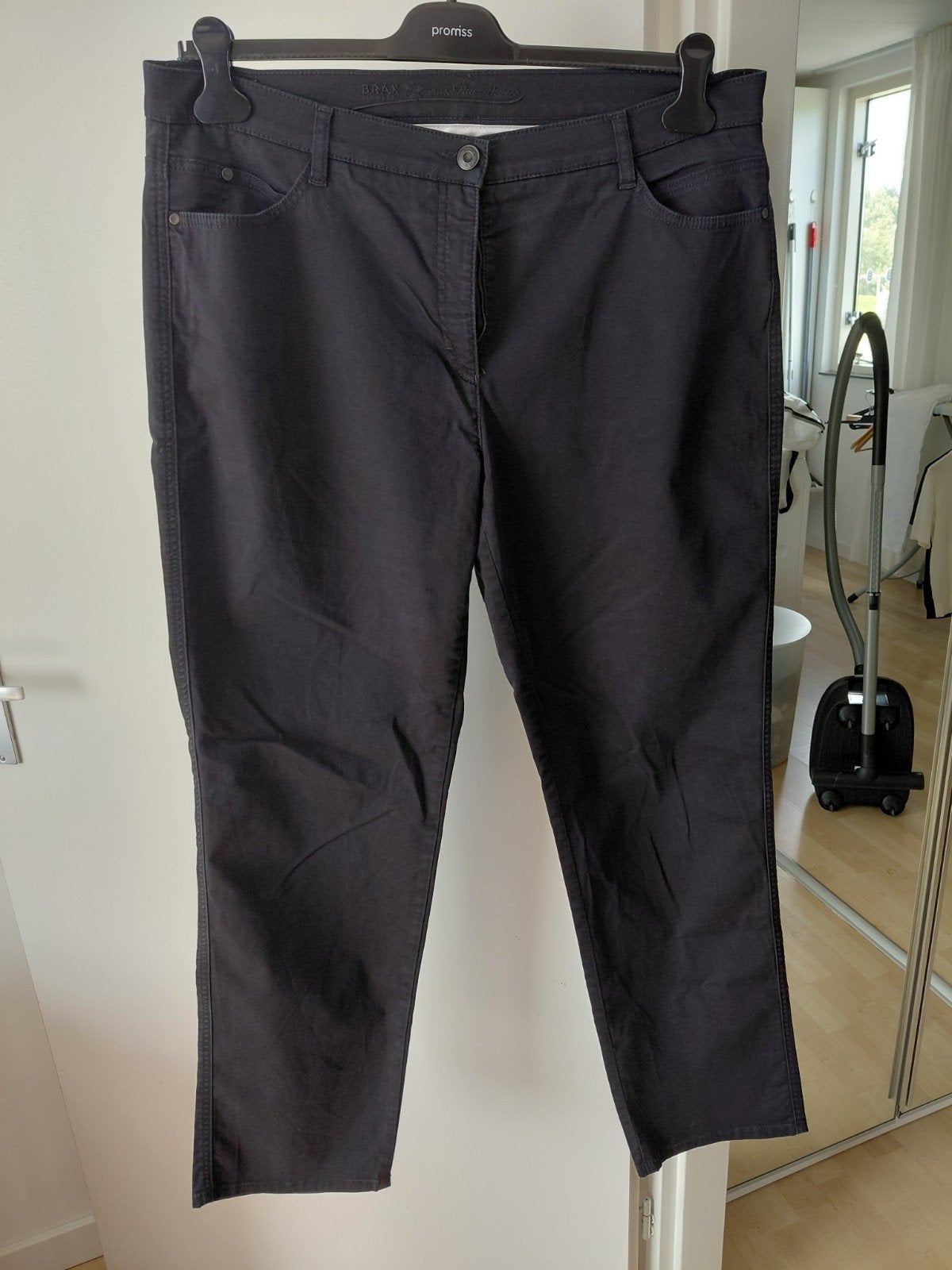 Brax Feel Good Nicola broek, maat 46, zwart, Brax, Ophalen of Verzenden, Zo goed als nieuw, Zwart