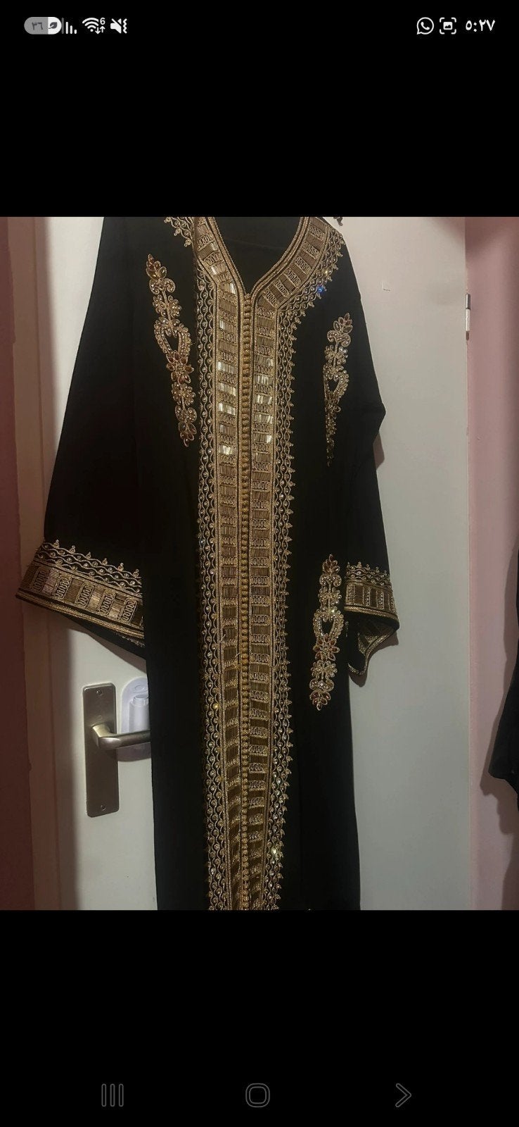 Prachtige Zwarte Kaftan met Gouden Borduurwerk, Zwart, Maat 42/44 (L), Ophalen of Verzenden, Onder de knie