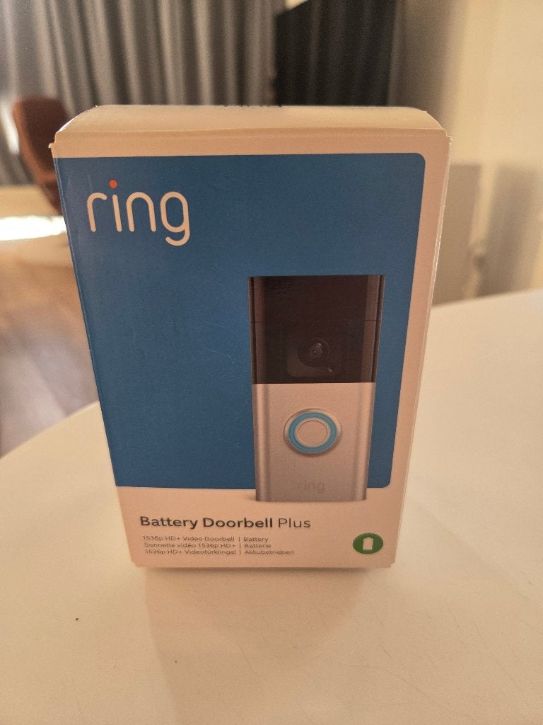 Ring Doorbell Plus - op batterij - 1536p HD video - zilver, Ophalen of Verzenden, Bewegingsdetectiesensor, Zo goed als nieuw, Draadloos