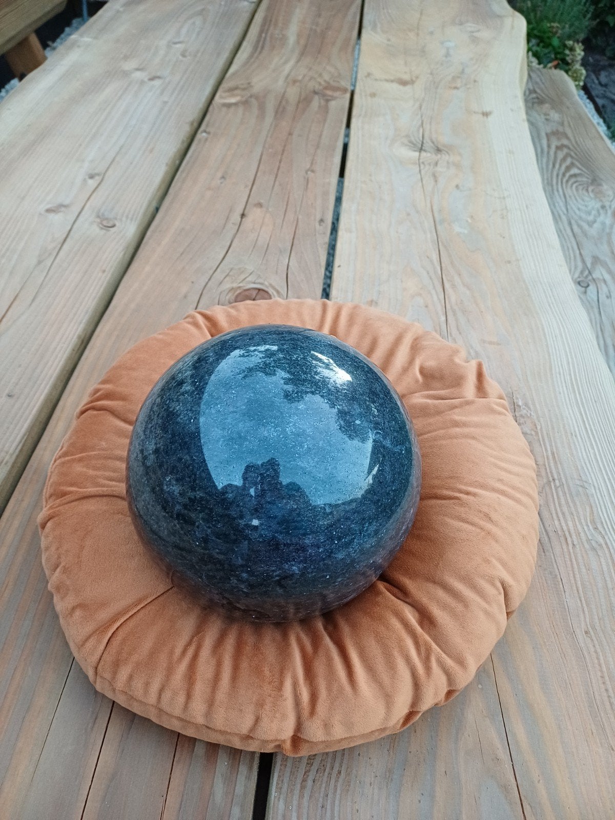 Decoratieve granieten bol - Tuin of interieur, Ophalen, Zo goed als nieuw, Modern, Grijs