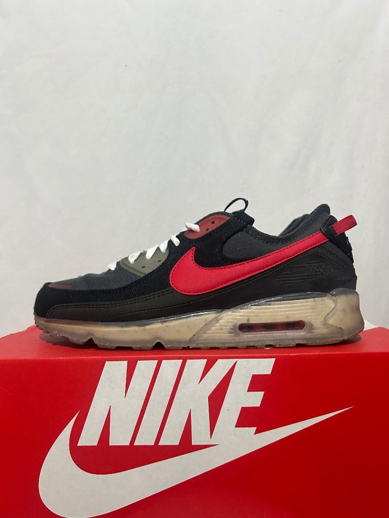 BIJNA NIEUW! Maat 46 - Nike Air Max Terrascape 90 Uni Red, Overige kleuren, Verzenden, Nike, Nike