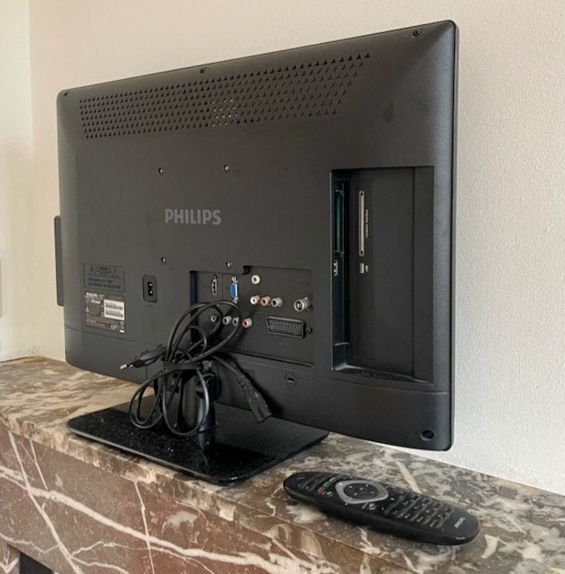 Foto 4 van Philips TV met afstandsbediening