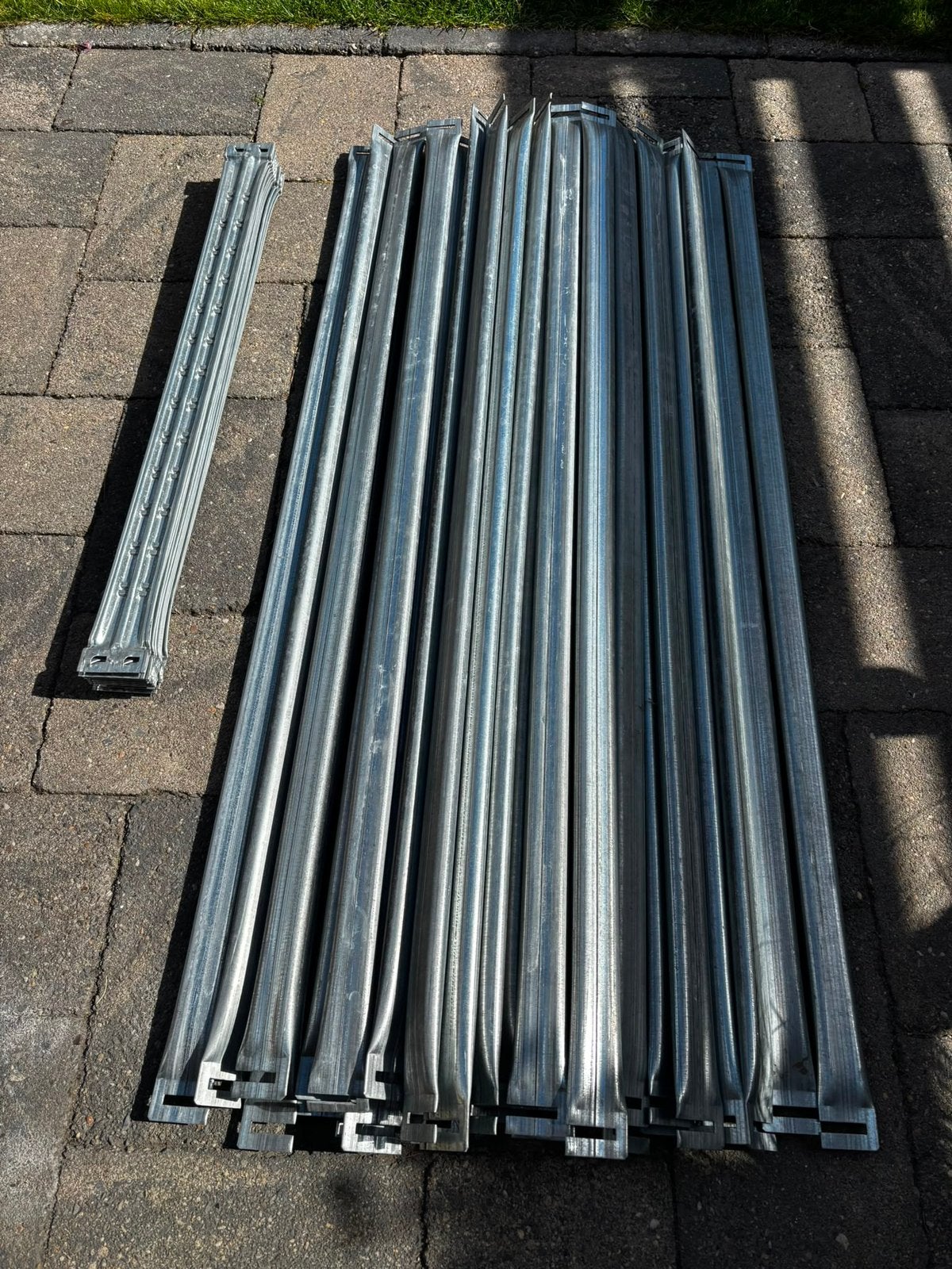 Metalsistem confectiestangen 120cm 37 stuks, Huis en Inrichting, Kasten | Stellingkasten, Ophalen, Info@jynkx.com, Jynkx, Zo goed als nieuw