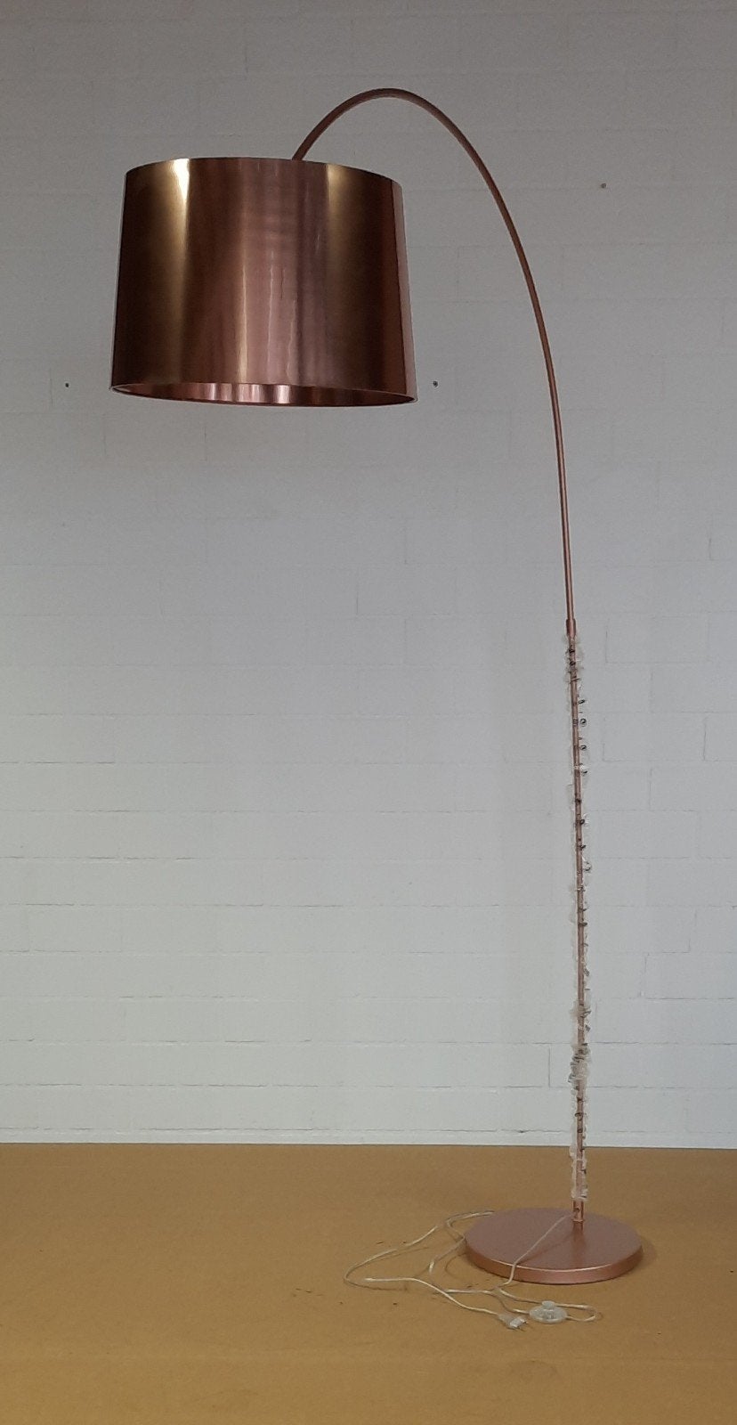 Mooie koperkleurige design booglamp – zo goed als nieuw, Huis en Inrichting, Ophalen, Modern, Industrieel, 200 cm of meer, E27 (groot)