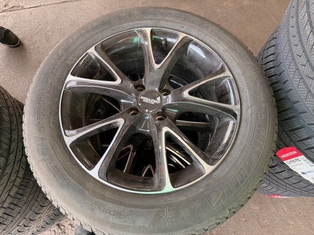 Winterset Renault Captur 205 / 60 R16., Auto-onderdelen, Ophalen, Gebruikt, 16 inch, Banden en Velgen