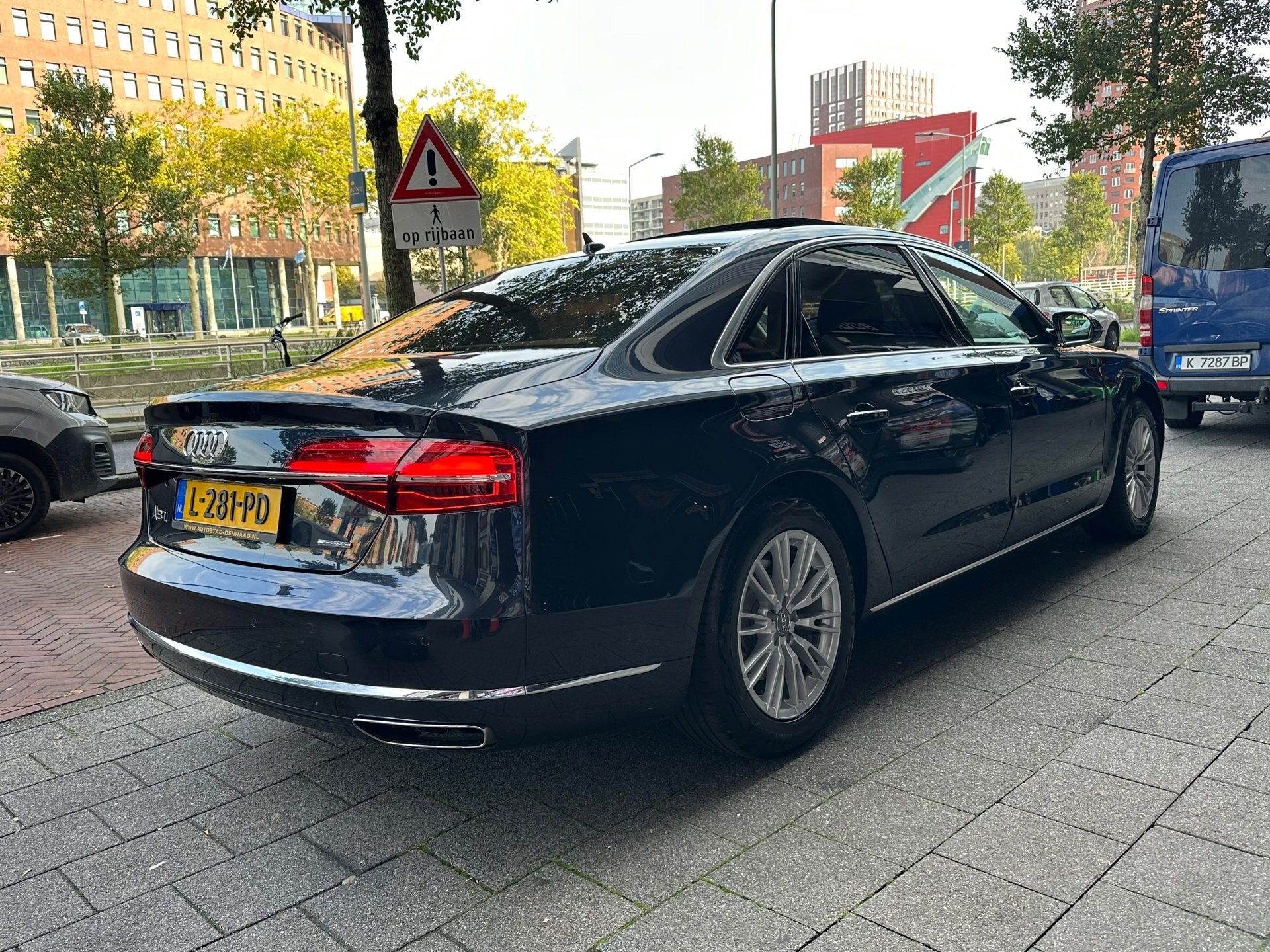 Audi A8 3.0 TDI Quattro Lang Pro Line+ Panoramadak, Auto's, Euro 6, Blauw, Bedrijf, Diesel