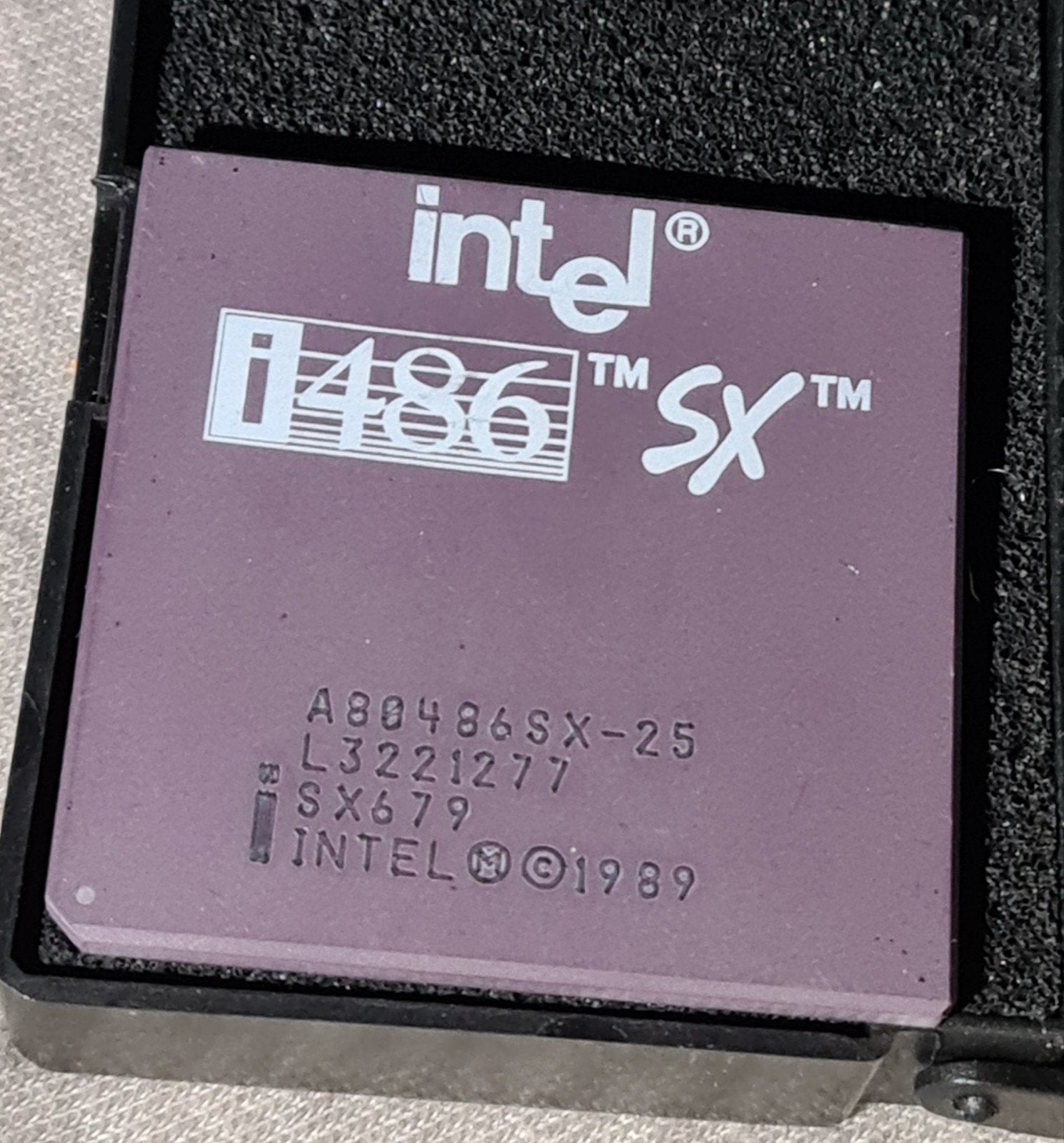 Intel i486 SX-25 SX679 25MHz Vintage CPU 80486 Retro PC, Ophalen of Verzenden, Minder dan 2 Ghz