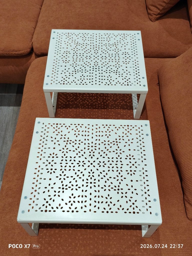 2x IKEA VARIERA kastinzetplank, Ophalen, Zo goed als nieuw