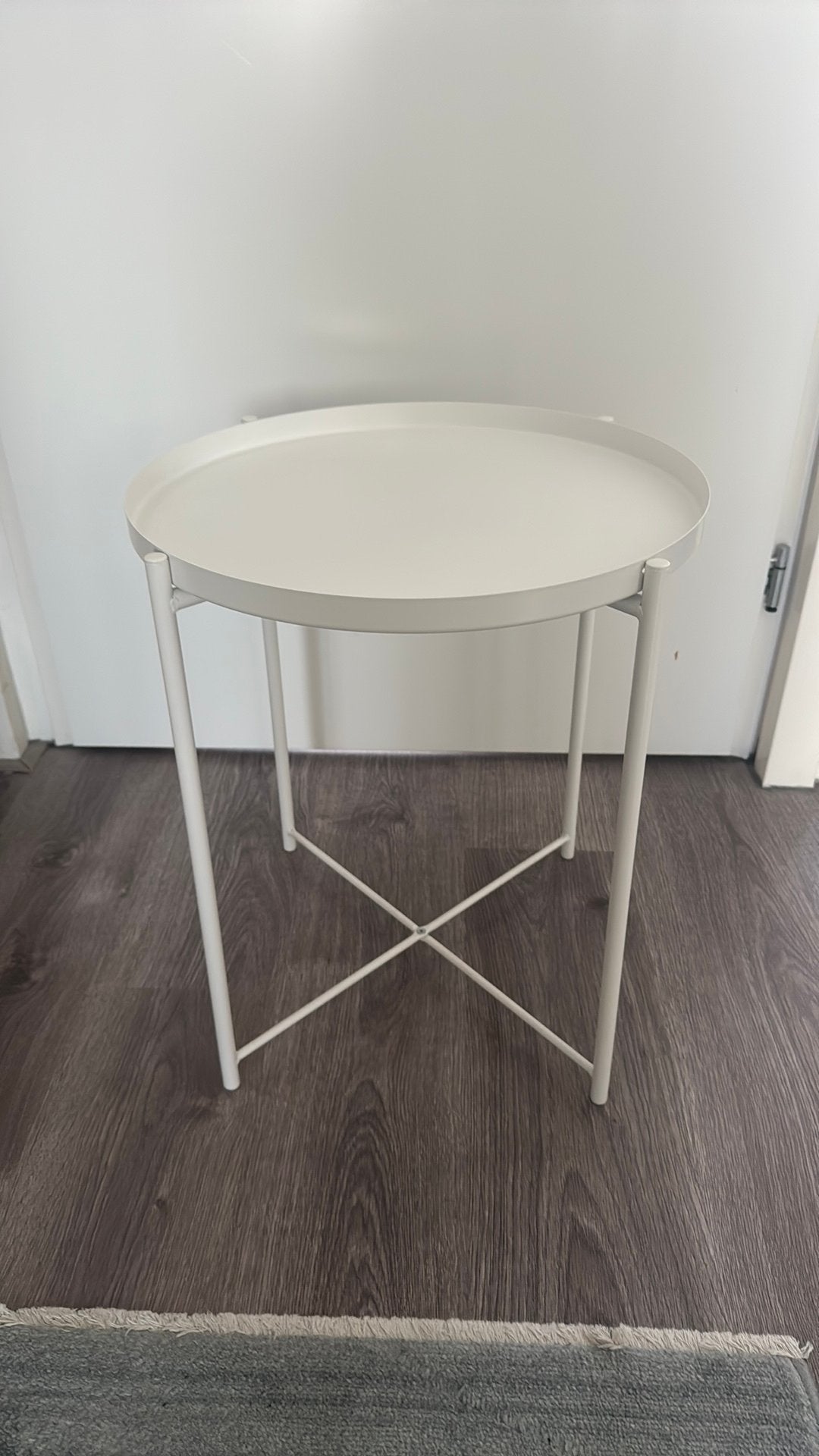 Bijzettafel IKEA, Minder dan 55 cm, Rond, Zo goed als nieuw, Ophalen