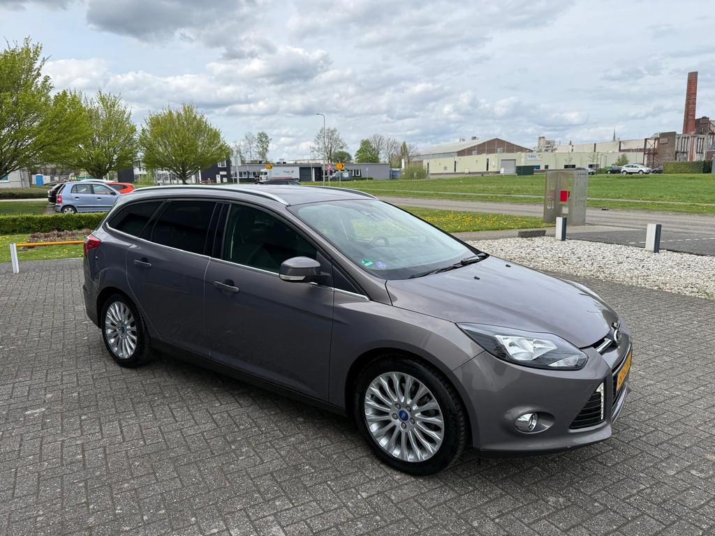 Ford Focus Wagon 1.6 EcoBoost Titanium 182 pk!, Auto's, 1258 kg, Gebruikt, Zwart, 4 cilinders