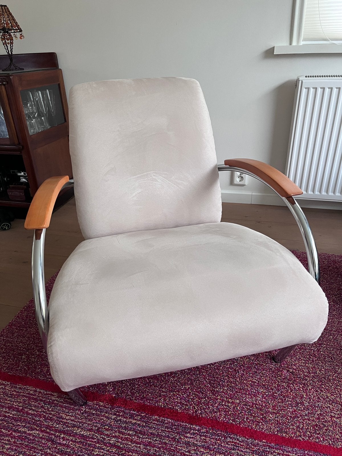 Gelderland stoel type 5470 zand/ecru suède, Huis en Inrichting, Fauteuils, Zo goed als nieuw, Hout, Stof, 50 tot 75 cm, 75 tot 100 cm