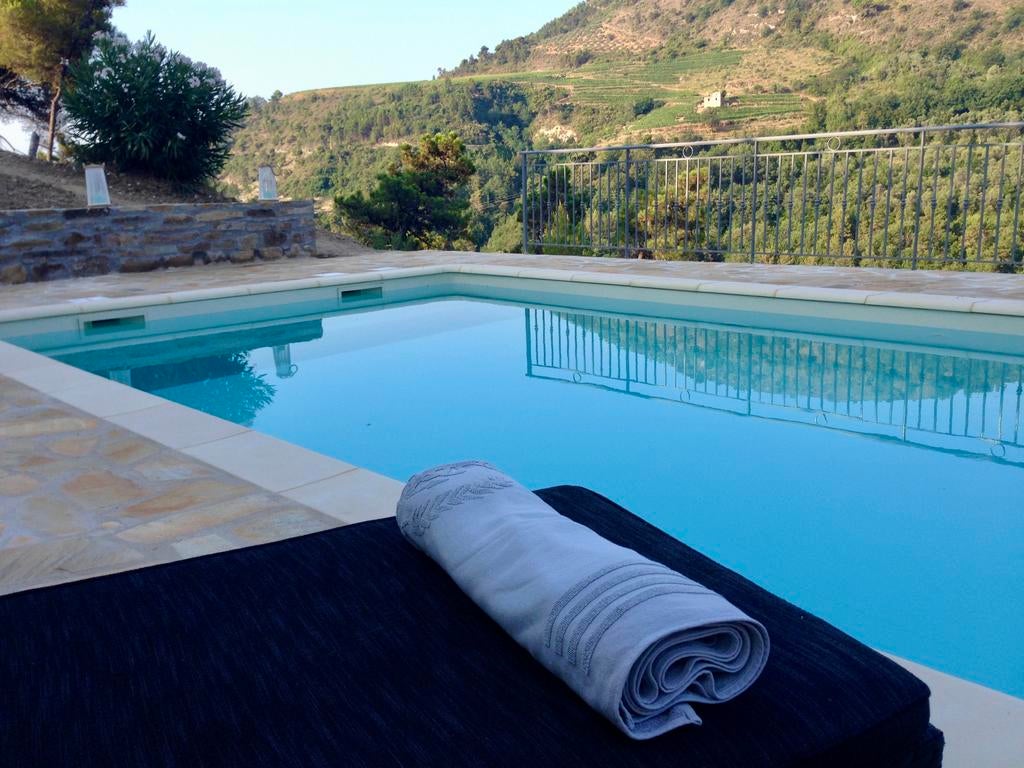 Vrijstaande vakantiewoning, eigen zwembad nabij Dolceacqua, Ligurië of Bloemenrivièra, 2 slaapkamers, In bergen of heuvels, Landelijk