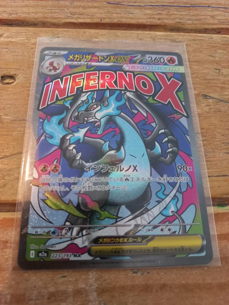 Charizard mega ex, Ophalen of Verzenden, Zo goed als nieuw, Losse kaart, Foil
