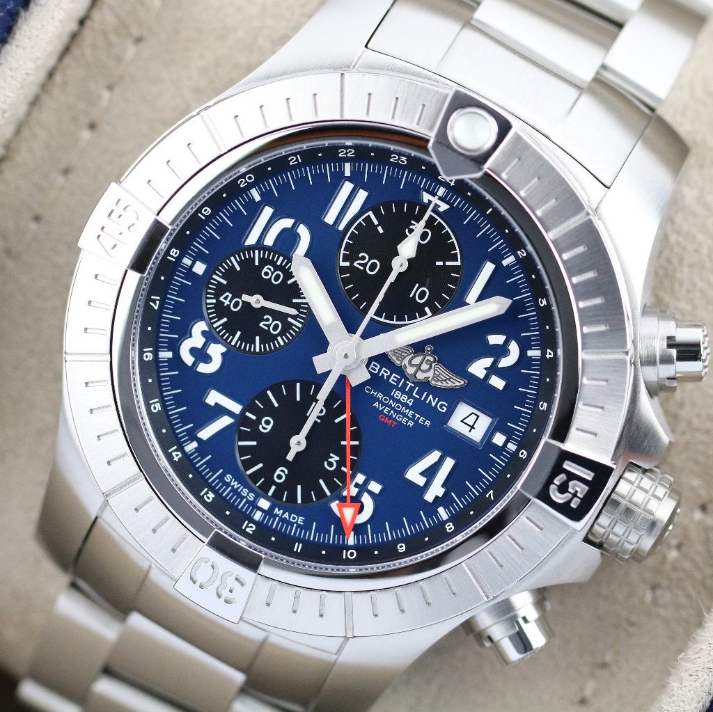 Breitling Avenger Chrono GMT 45 (Zeer goed/ 2024), Staal, Staal, Breitling, Polshorloge