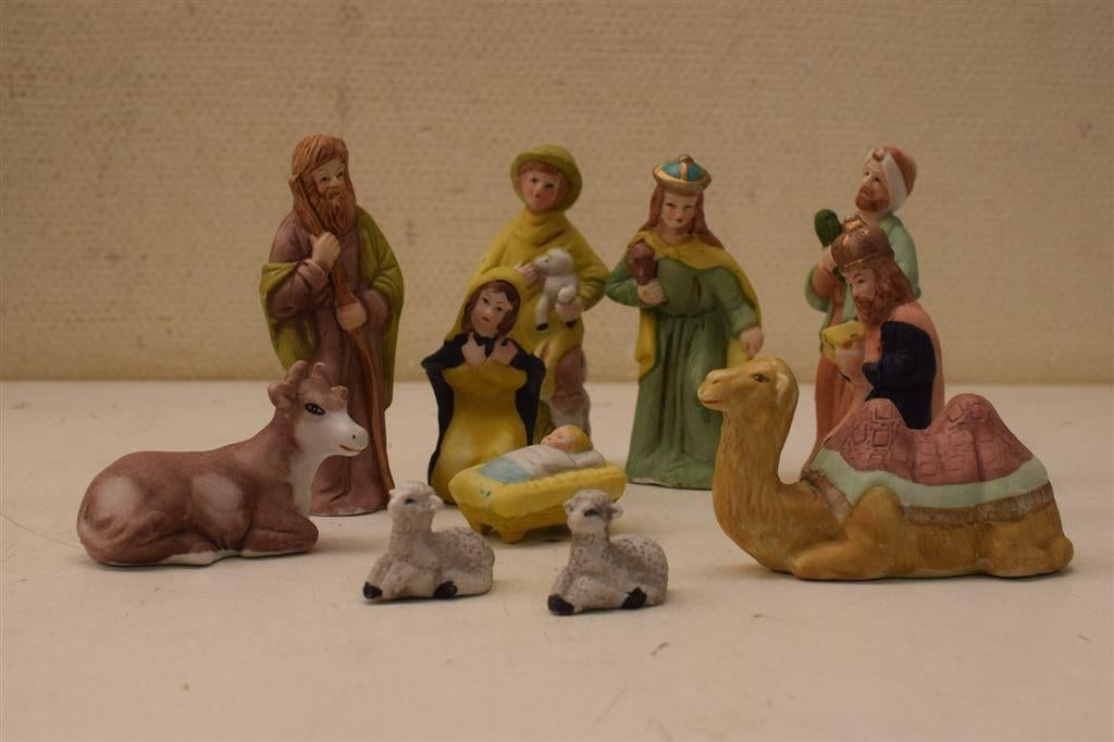 Set van 11 Kerstfiguren 44061, Diversen, Kerst, Gebruikt, Ophalen of Verzenden