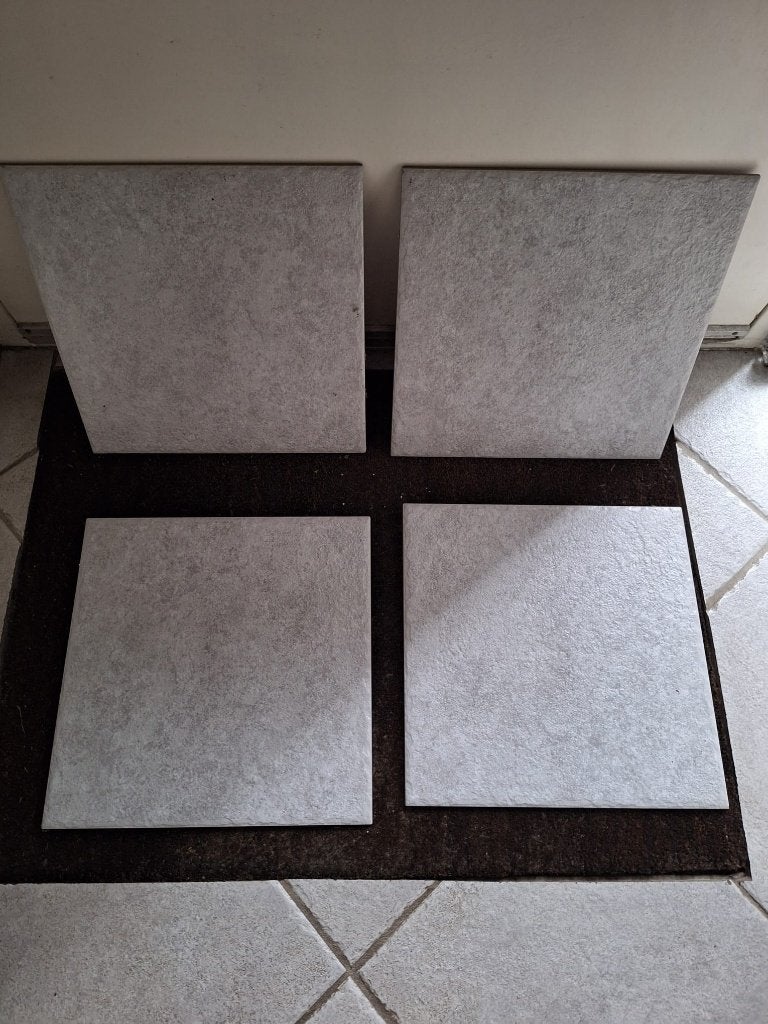 vloertegels 33x33 5m2 en eventueel 0,8m2 wandtegels, Ophalen, Overige materialen, 30 cm of meer, Nieuw