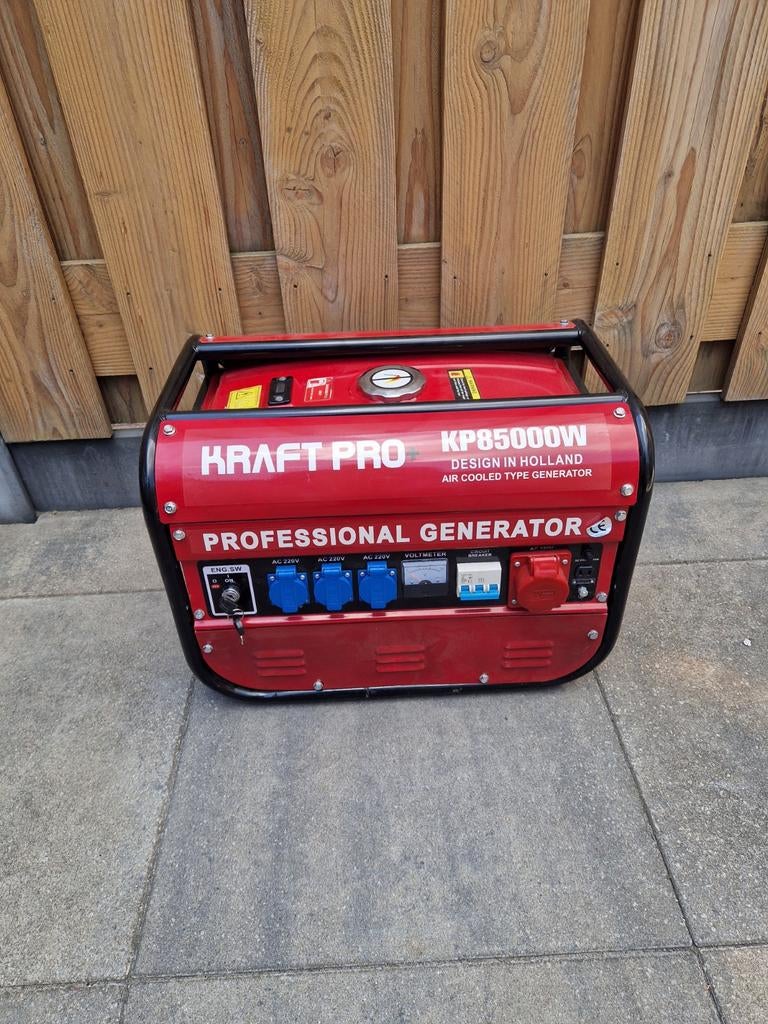 Kraft Pro aggregaat  4 takt, Doe-het-zelf en Verbouw, Gereedschap | Handgereedschap, Gebruikt, Ophalen