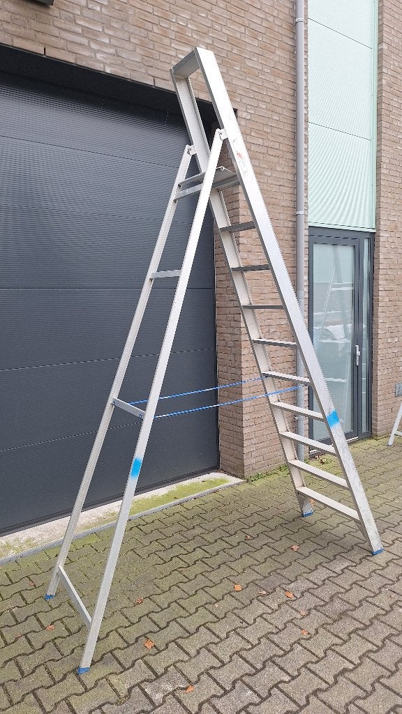 Solide Bordes trap / ladder 10 treden Sta hoogte 250cm., Ophalen, ., ,, Zo goed als nieuw