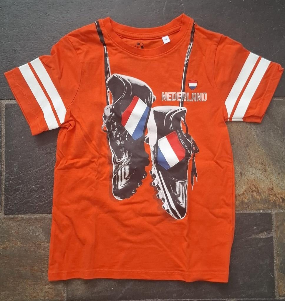 C&A oranje t-shirt – maat 122, Kinderen en Baby's, Kinderkleding | Maat 122, Ophalen of Verzenden, Zo goed als nieuw, Jongen, Shirt of Longsleeve