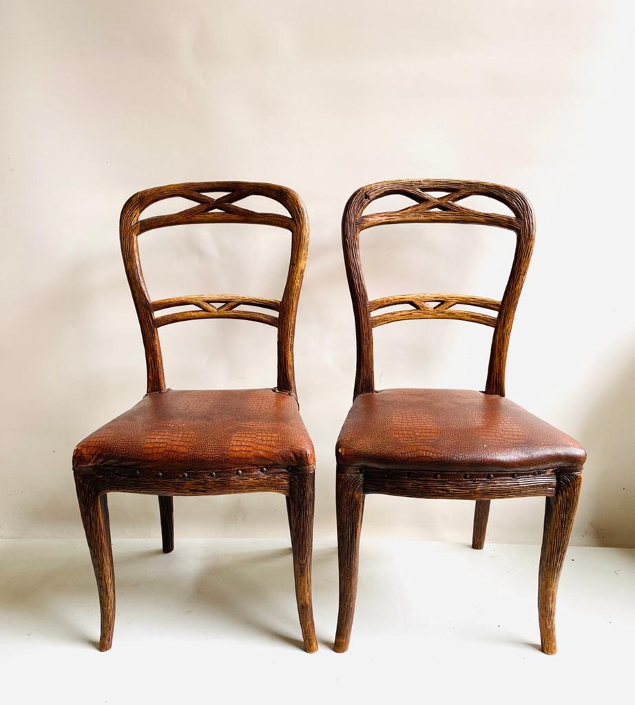 Set van 2 houten Horrix stoelen , antiek Black Forest stijl, Huis en Inrichting, Den Haag, Gebruikt, Twee, Bruin