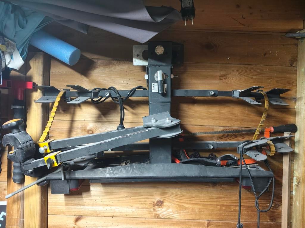 Spinder Hawk RH-2-F fietsendrager voor 2 fietsen, Ophalen, 2 fietsen, Gebruikt, Trekhaakdrager