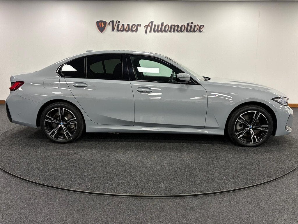 BMW 3-serie 330e*Plug-in Hybride*Automaat*M-Pakket*Stoelverw, Auto's, BMW, Automaat, 1998 cc, Achterwielaandrijving, Euro 6