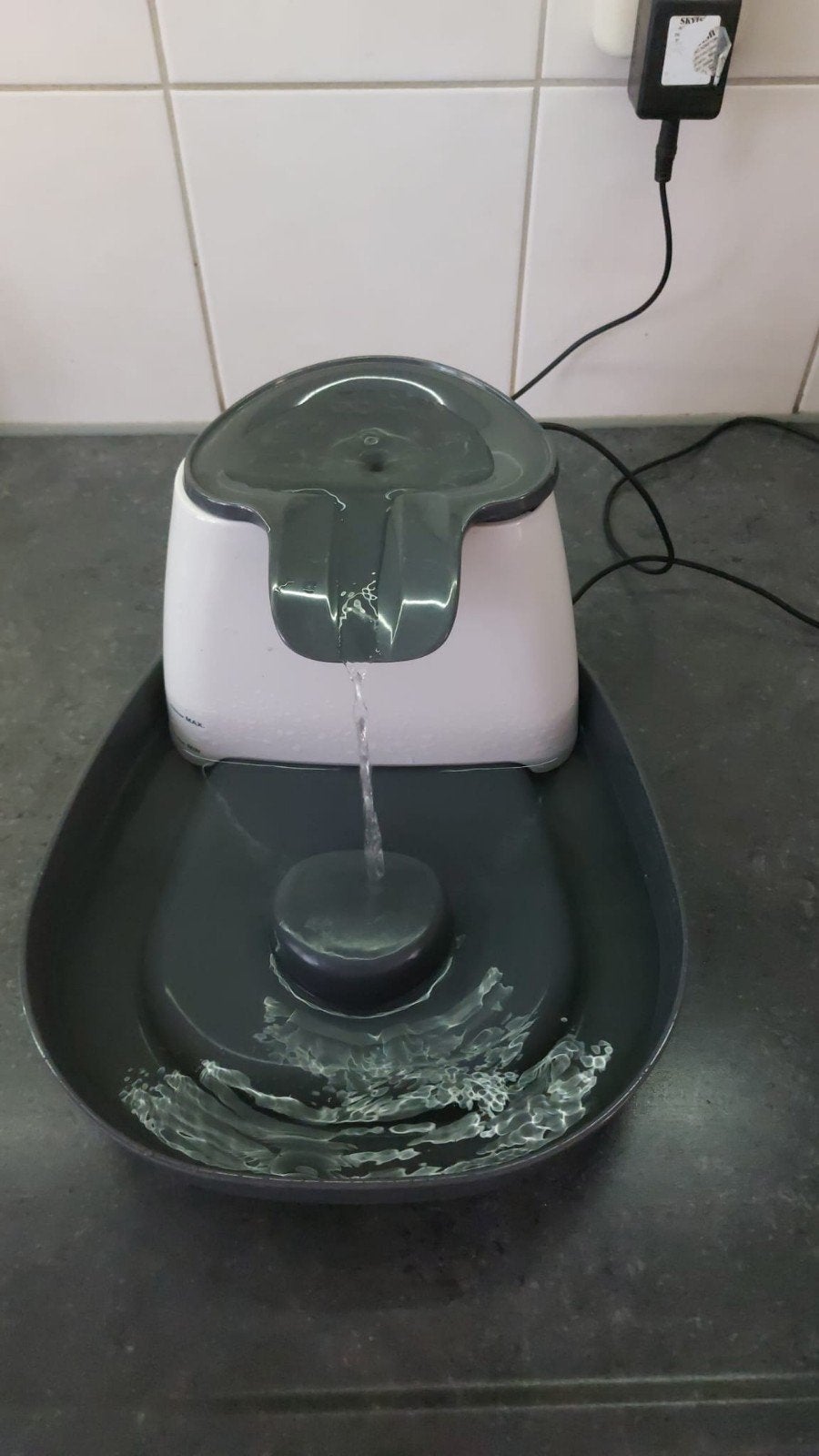 Waterfontein voor katten, Dieren en Toebehoren, Kattenvoerbakken en Drinkbakken, Ophalen of Verzenden, Gebruikt