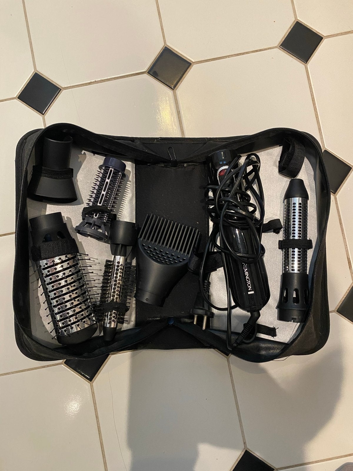 Remington Föhn set in opbergetui - Zo goed als nieuw, Ophalen of Verzenden, Zo goed als nieuw, Haarverzorging