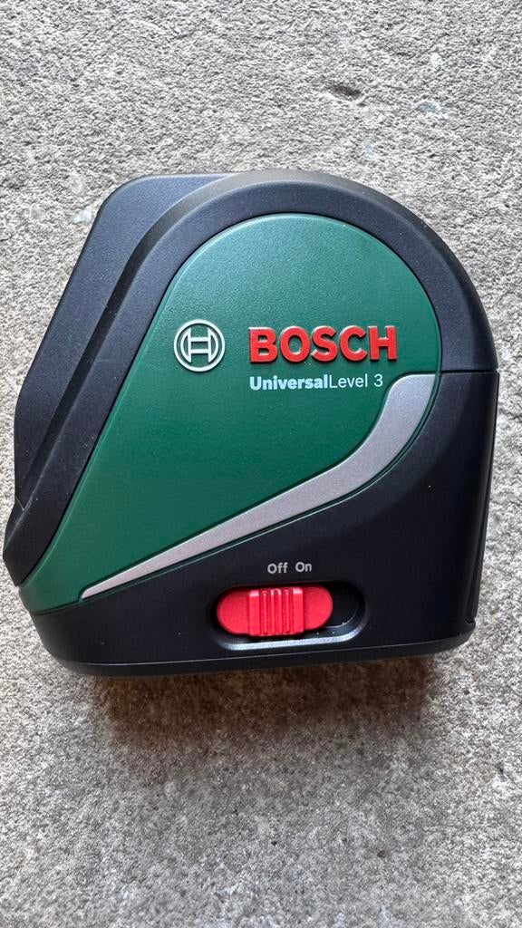 Bosch kruislijnlaser, Doe-het-zelf en Verbouw, Ophalen, Zo goed als nieuw