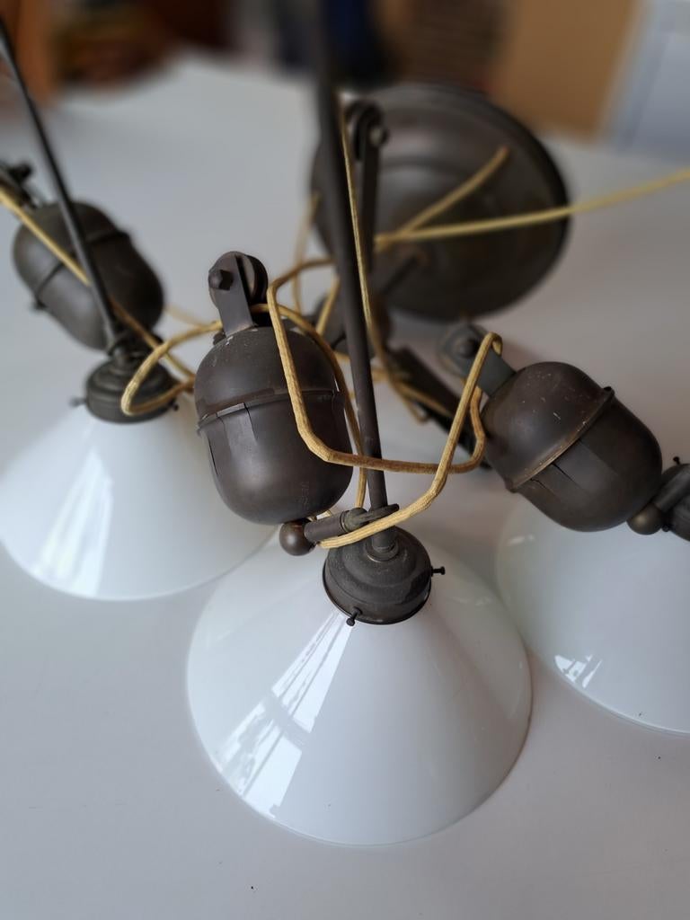 Antieke lamp met 3 kapjes aan katrol, Antiek en Kunst, Ophalen