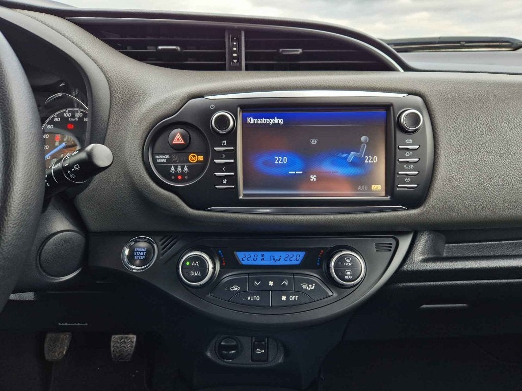 ZEER GOEDE TOYOTA RADI/NAVIGATIE, Auto diversen, Ophalen of Verzenden, Zo goed als nieuw