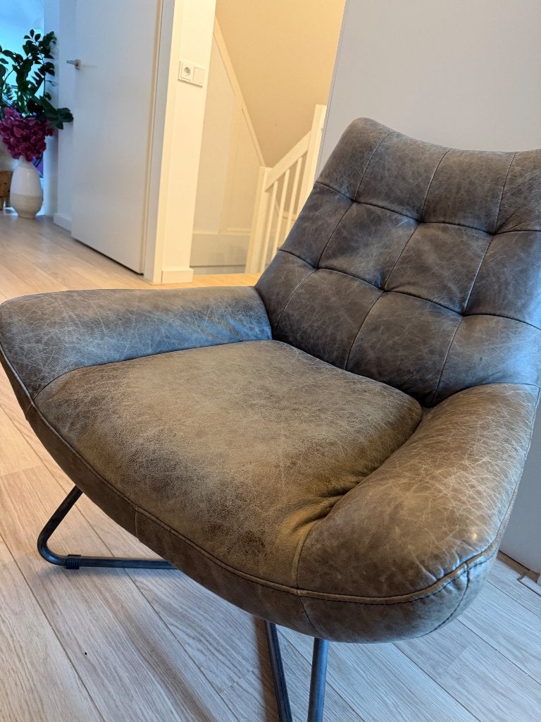 Lederen fauteuil donkergrijs, Ophalen, Gebruikt, 50 tot 75 cm, Leer