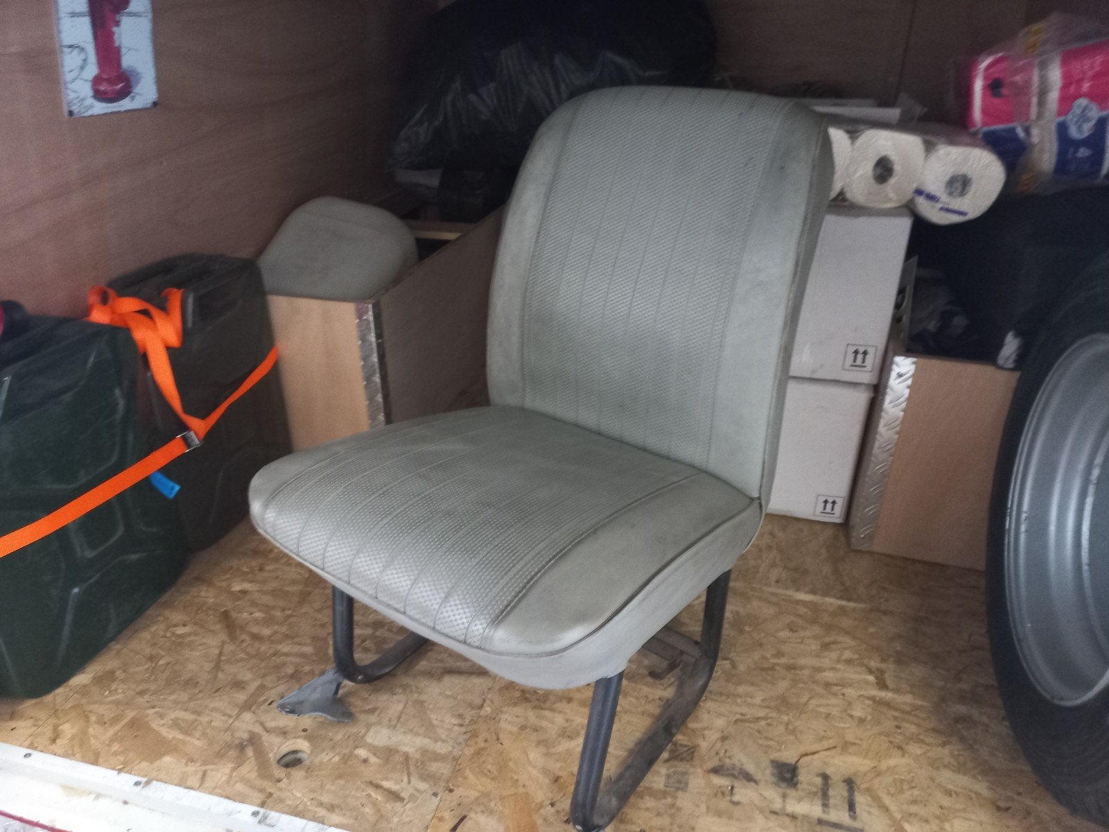 2x stoelen Ford Transit MK1, Ophalen, Ford